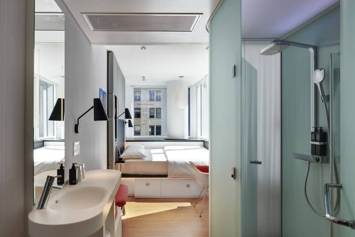 Room 5 of 43